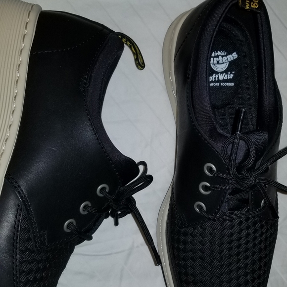 Black Sneakers - Picture 6 of 7